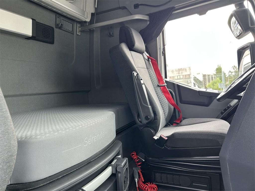Foto 5 Renault T480 High