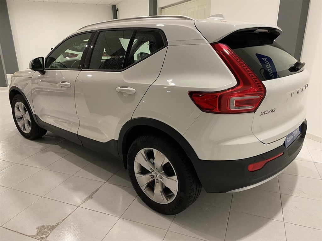 Foto 10 Volvo XC40 4AWD