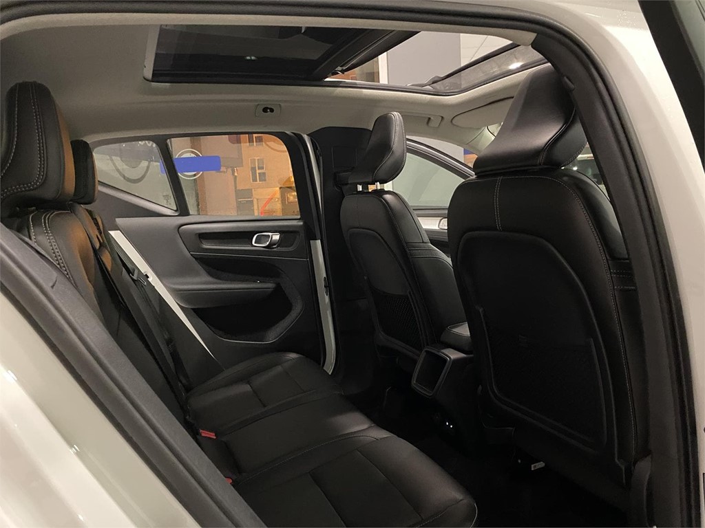 Foto 3 Volvo XC40 4AWD