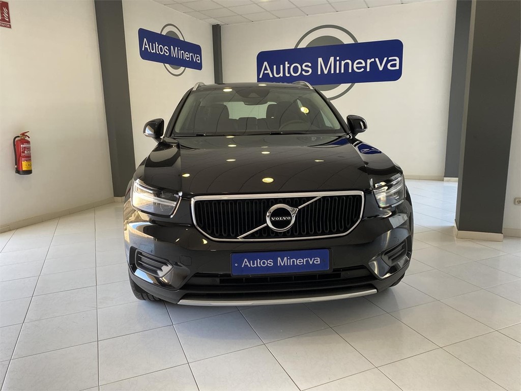 Foto 1 Volvo XC40 Momentum