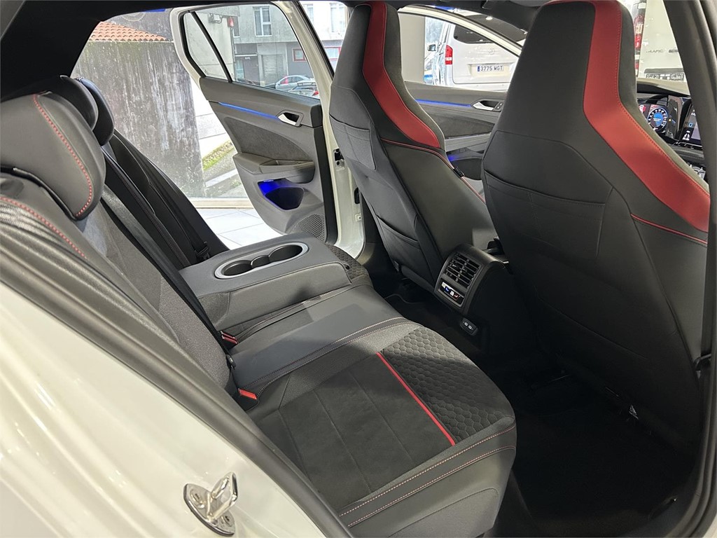 Foto 6 VW GOLF GTI CLUBSPORT 