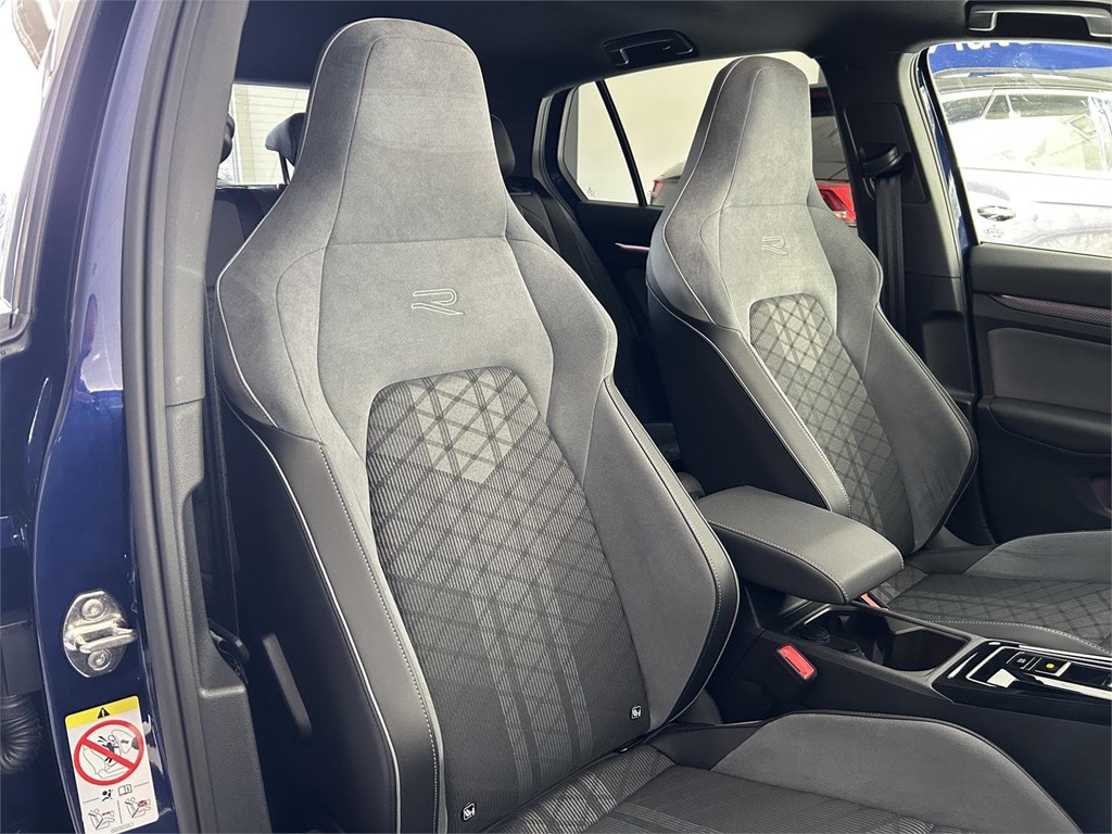 Foto 11 VW GOLF R LINE