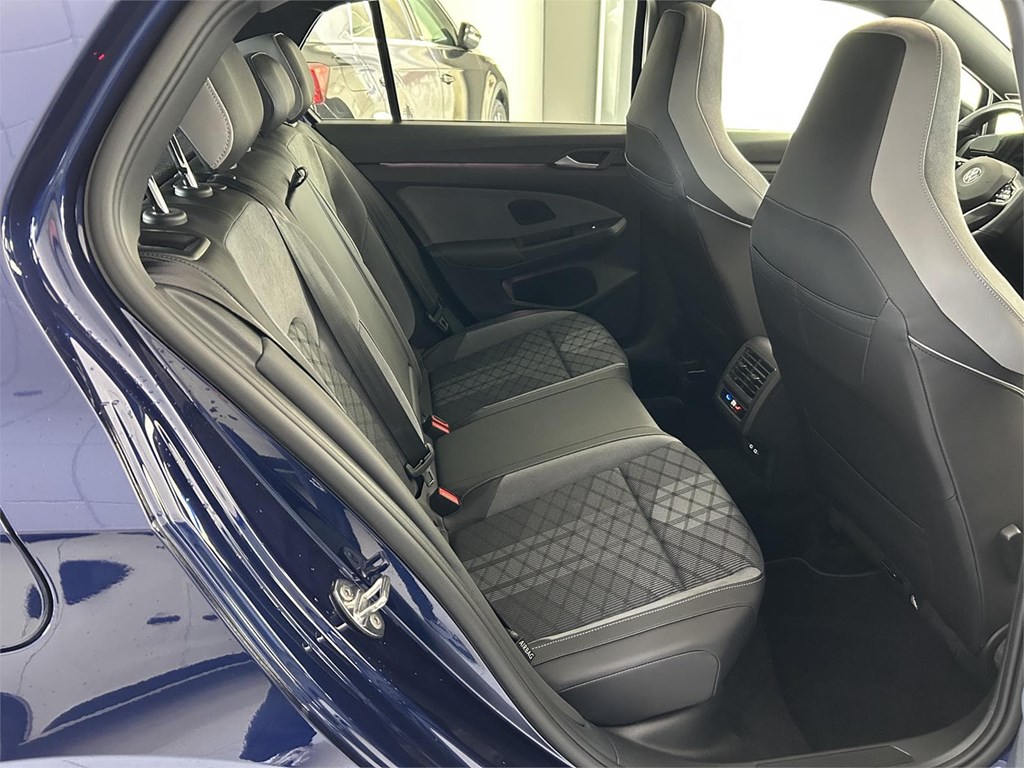 Foto 12 VW GOLF R LINE