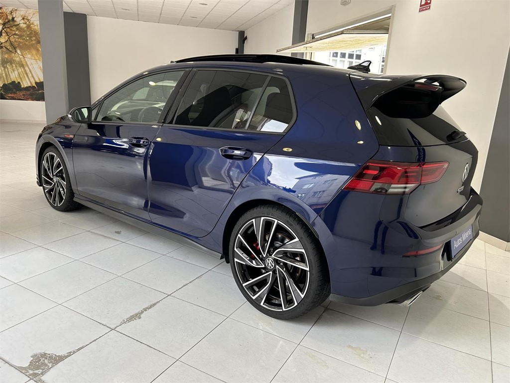 Foto 13 VW GOLF VIII GTI CLUBSPORT 