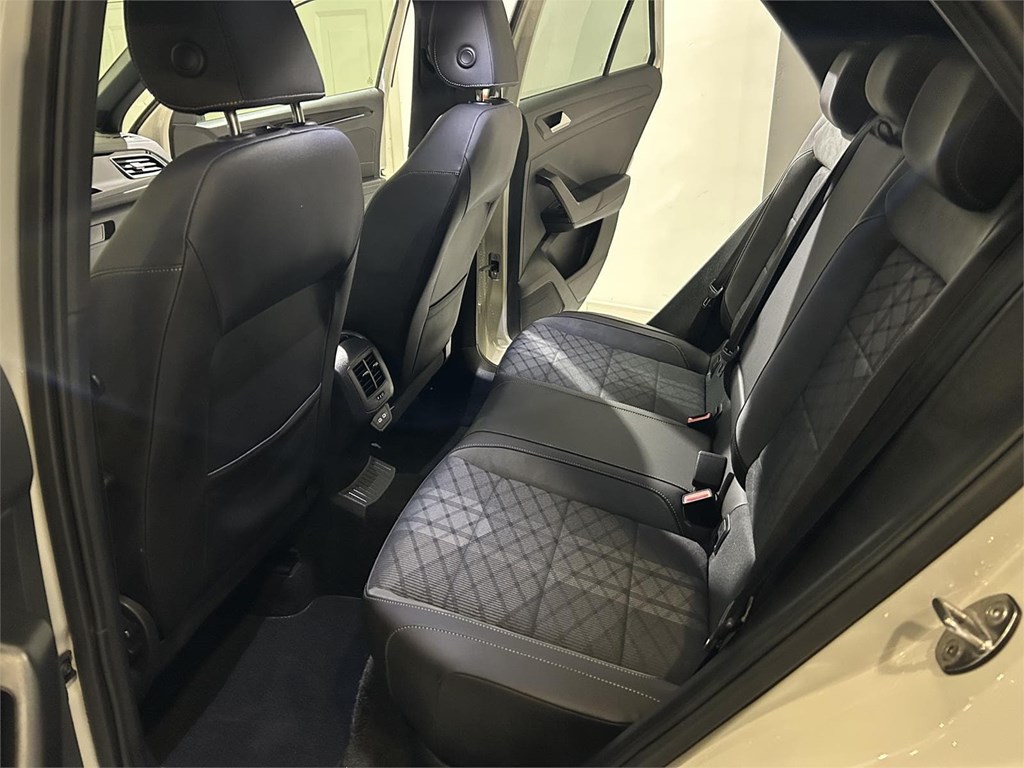 Foto 15 VW T ROC R-LINE